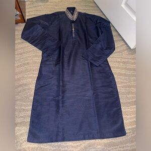 Men’s brand new Indian desi Pakistani traditional Kurta top size small 1 pc blue